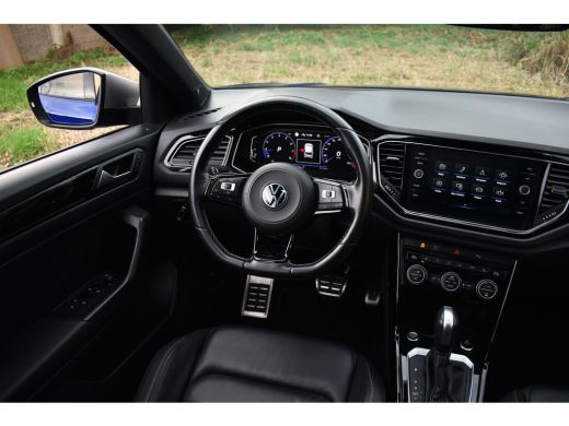 Volkswagen T-Roc R 2.0 TSI 300PK DSG 4MOTION R-SPORT BEATS/LEDER/TREKHAAK/PANORAMADAK ActivLease financial lease