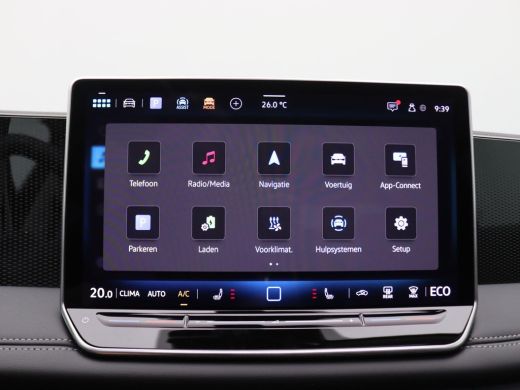 Volkswagen Tiguan 1.5 eHybrid Life Edition 204PK DSG Pano-Schuifdak, Trekhaak, 19" LM Velgen, Adaptieve Cruise Cont... ActivLease financial lease