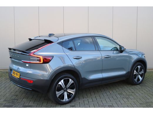 Volvo  C40 Recharge Core 69 kWh 232PK Winterpack/Camera/Panoramadak/Cruise-Control ActivLease financial lease