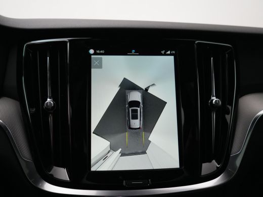 Volvo  V60 T8 AWD Plus Dark Performance Edition | Head-Up | Panoramadak | 360&deg; Camera | Harman/Kardon | 19" ... ActivLease financial lease