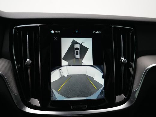 Volvo  V60 T8 AWD Plus Dark Performance Edition | Head-Up | Panoramadak | 360&deg; Camera | Harman/Kardon | 19" ... ActivLease financial lease