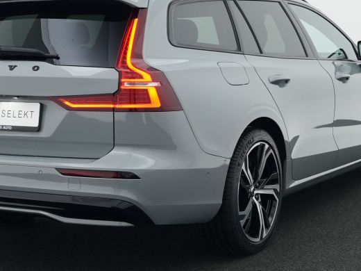Volvo  V60 2.0 T8 Plug-in hybrid AWD Plus Dark Premium Pack | Rondomzicht camera | Elektrisch glazen panoram... ActivLease financial lease