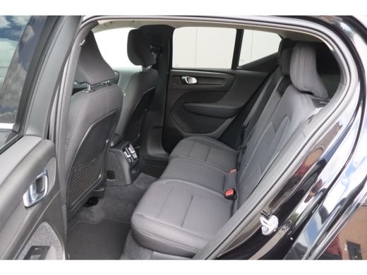 Volvo  XC40 1.5 T4 PHEV Recharge Inscription Expr. Carplay-android/Parkeerhulp/Elektr.-klep ActivLease financial lease