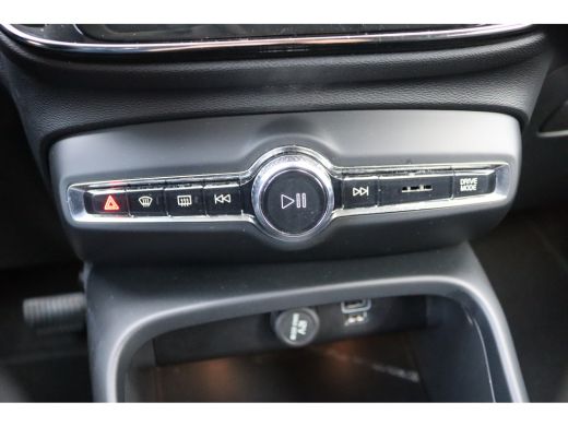 Volvo  XC40 1.5 T4 PHEV Recharge Inscription Navigatie/Camera/Leder/Stoel-stuurverwarming ActivLease financial lease