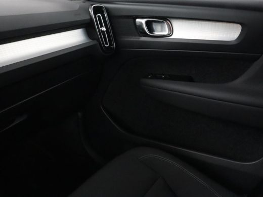 Volvo  XC40 1.5 T5 Recharge Inscription | Trekhaak | Stoelverwarming | Adaptive cruise | Camera | Carplay | N... ActivLease financial lease