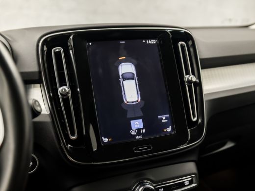 Volvo  XC40 1.5 T5 Twin Engine Inscription 262Pk Automaat (APPLE CARPLAY, GROOT NAVI, LEDER, STOELVERWARMING,... ActivLease financial lease