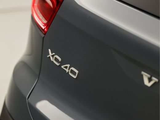 Volvo  XC40 1.5 T5 Twin Engine Inscription 262Pk Automaat (APPLE CARPLAY, GROOT NAVI, LEDER, STOELVERWARMING,... ActivLease financial lease