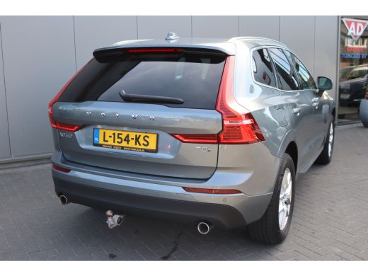 Volvo  XC60 2.0 T8 Twin Engine AWD Momentum Pro Open-dak/Trekhaak/Camera/Leder/Carplay-android ActivLease financial lease