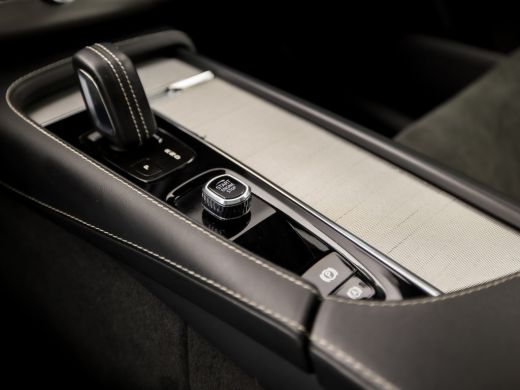 Volvo  XC90 2.0 T8 Recharge AWD R-Design Inscription 7 Persoons 391Pk Automaat (PANORAMADAK, MEMORY SEATS, HA... ActivLease financial lease