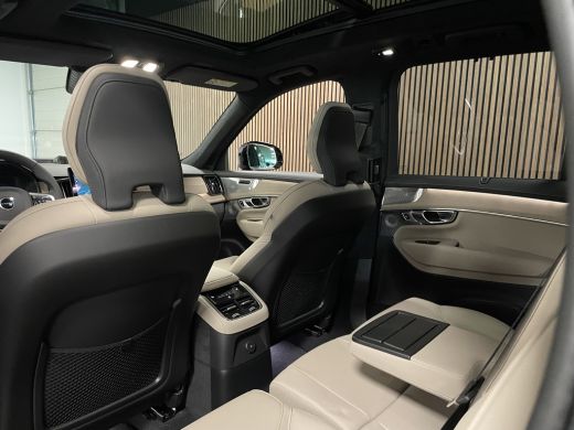 Volvo  XC90 T8 AWD Recharge Ultra Dark Vol! | Luchtvering | Bowers & Wilkins | 455pk | Alcantara hemel | 360&deg;... ActivLease financial lease