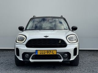 Mini Countryman Cooper SE ALL4 Plug-in Hybrid Chili 220PK | Achteruitrijcamera | Climate Control | Panoramadak | ...