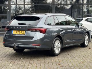 Skoda Octavia Combi 1.0 TSI Business Edition Virtual/Trekhaak/Clima/Navi/LED/Cruise/LM-Velgen