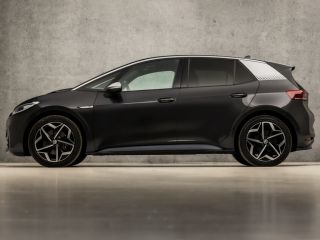 Volkswagen ID.3 First Plus 58 kWh 204Pk Automaat (APPLE CARPLAY, GROOT NAVI, CAMERA, STUUR/STOELVERWARMING, KEYLE...