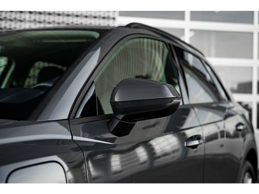 Audi Q3 45 TFSi e Advanced Edition ActivLease financial lease