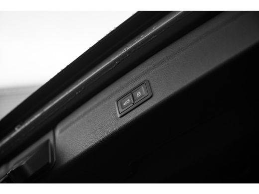 Audi Q3 45 TFSi e Advanced Edition ActivLease financial lease