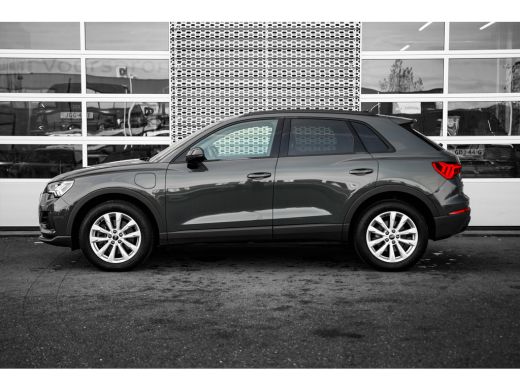 Audi Q3 45 TFSi e Advanced Edition ActivLease financial lease