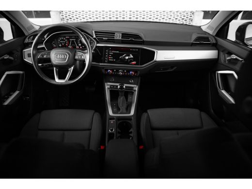 Audi Q3 45 TFSi e Advanced Edition ActivLease financial lease