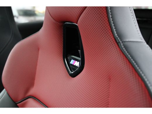 BMW 1 Serie M135 xDrive High Executive M Sport Automaat / Panoramadak / M Sportstoelen / M Adaptief onderstel... ActivLease financial lease