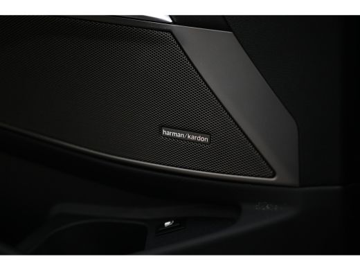 BMW 3 Serie 320e High Executive M Sport Automaat / Schuif-kanteldak / Sportstoelen / Achteruitrijcamera / Stu... ActivLease financial lease