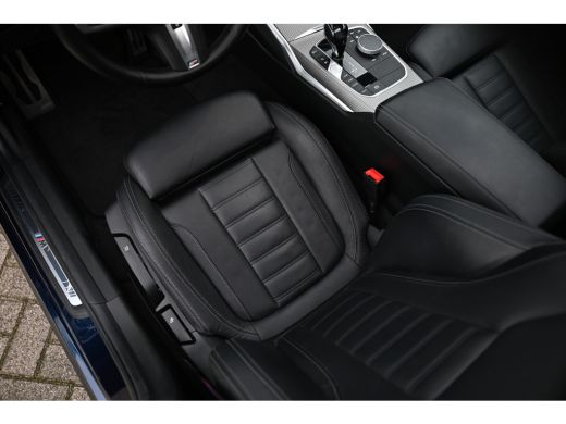BMW 3 Serie 320e High Executive M Sport Automaat / Schuif-kanteldak / Sportstoelen / Achteruitrijcamera / Stu... ActivLease financial lease