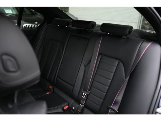 BMW 3 Serie 320e High Executive M Sport Automaat / Schuif-kanteldak / Sportstoelen / Achteruitrijcamera / Stu... ActivLease financial lease