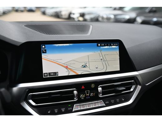 BMW 3 Serie 320e High Executive M Sport Automaat / Schuif-kanteldak / Sportstoelen / Achteruitrijcamera / Stu... ActivLease financial lease