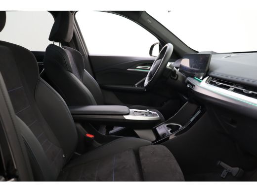 BMW iX1 eDrive20 High Executive M Sport / Panoramadak / Sportstoelen / M Adaptief onderstel / Comfort Acc... ActivLease financial lease