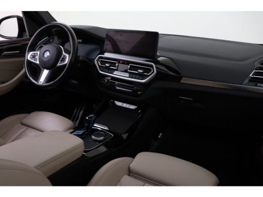 BMW iX3 High Executive / Trekhaak / Sportstoelen / Adaptief M Onderstel / Comfort Access / Adaptieve LED ... ActivLease financial lease