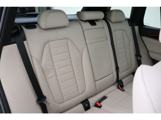 BMW iX3 High Executive / Trekhaak / Sportstoelen / Adaptief M Onderstel / Comfort Access / Adaptieve LED ... ActivLease financial lease