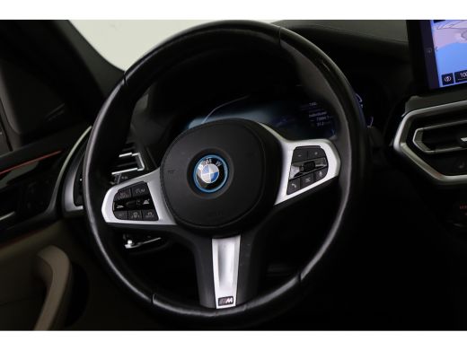 BMW iX3 High Executive / Trekhaak / Sportstoelen / Adaptief M Onderstel / Comfort Access / Adaptieve LED ... ActivLease financial lease
