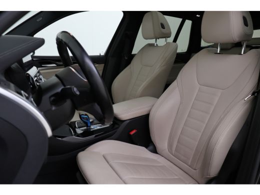 BMW iX3 High Executive / Trekhaak / Sportstoelen / Adaptief M Onderstel / Comfort Access / Adaptieve LED ... ActivLease financial lease
