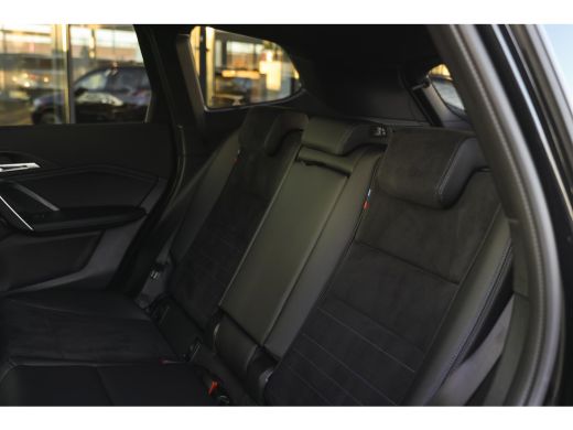 BMW X1 xDrive25e M Sport Automaat / Trekhaak / Sportstoelen / Achteruitrijcamera / M Adaptief onderstel ... ActivLease financial lease