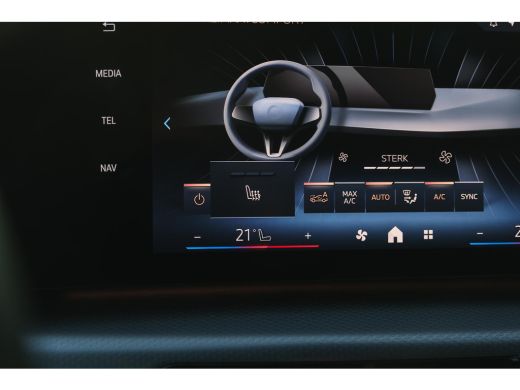 BMW X1 xDrive25e M Sport Automaat / Trekhaak / Sportstoelen / Achteruitrijcamera / M Adaptief onderstel ... ActivLease financial lease