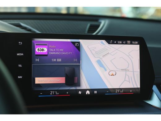 BMW X1 xDrive25e M Sport Automaat / Trekhaak / Sportstoelen / Achteruitrijcamera / M Adaptief onderstel ... ActivLease financial lease