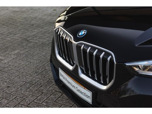 BMW X1 xDrive25e M Sport Automaat / Trekhaak / Sportstoelen / Achteruitrijcamera / M Adaptief onderstel ... ActivLease financial lease