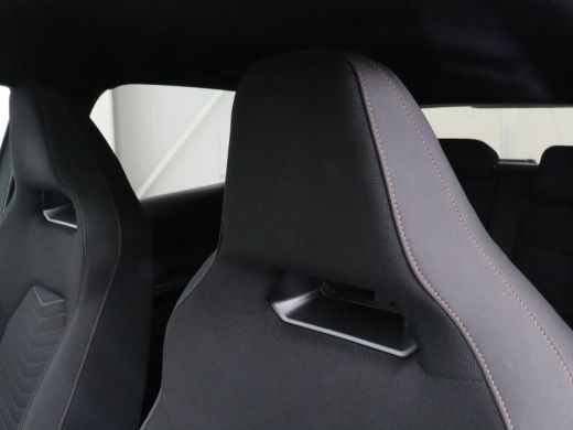 CUPRA Born Adrenaline One 62 kWh | Stoelverwarming | Adaptive cruise | Camera | Carplay | Stuurverwarming | ... ActivLease financial lease