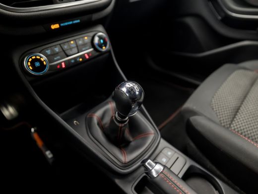 Ford Fiesta 1.0 EcoBoost ST-Line (APPLE CARPLAY, GROOT NAVI, STUUR/STOELVERWARMING, LED KOPLAMPEN, SPORTSTOEL... ActivLease financial lease