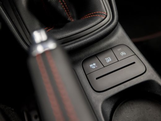 Ford Fiesta 1.0 EcoBoost ST-Line (APPLE CARPLAY, GROOT NAVI, STUUR/STOELVERWARMING, LED KOPLAMPEN, SPORTSTOEL... ActivLease financial lease