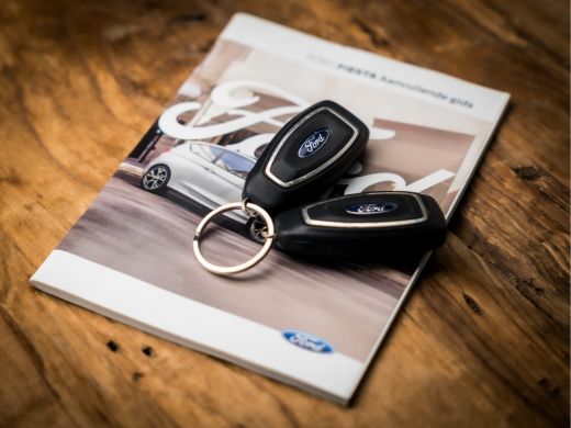 Ford Fiesta 1.0 EcoBoost ST-Line (APPLE CARPLAY, GROOT NAVI, STUUR/STOELVERWARMING, LED KOPLAMPEN, SPORTSTOEL... ActivLease financial lease