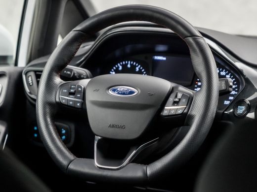Ford Fiesta 1.0 EcoBoost ST-Line (APPLE CARPLAY, GROOT NAVI, STUUR/STOELVERWARMING, LED KOPLAMPEN, SPORTSTOEL... ActivLease financial lease