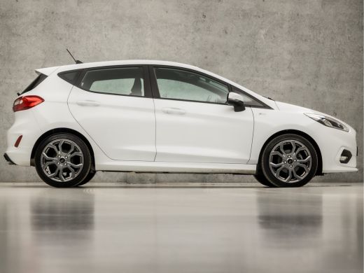 Ford Fiesta 1.0 EcoBoost ST-Line (APPLE CARPLAY, GROOT NAVI, STUUR/STOELVERWARMING, LED KOPLAMPEN, SPORTSTOEL... ActivLease financial lease