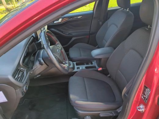 Ford Focus 1.0 EcoBoost Hybrid ST Line Business NL AUTO | CAMERA | CARPLAY | ActivLease financial lease