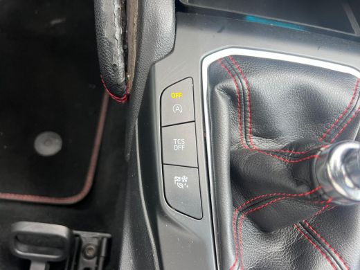 Ford Focus Wagon 1.5 EcoBoost ST Line Business NL AUTO | CARPLAY | CAMERA | LEDER | ActivLease financial lease