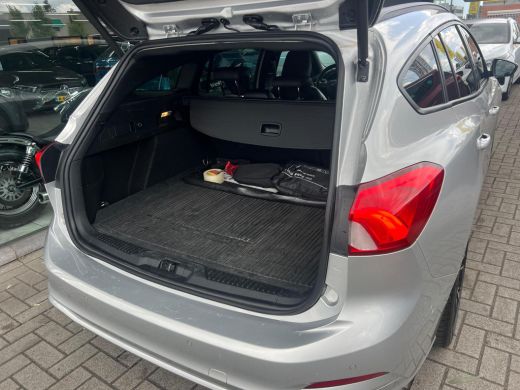 Ford Focus Wagon 1.5 EcoBoost ST Line Business NL AUTO | CARPLAY | CAMERA | LEDER | ActivLease financial lease