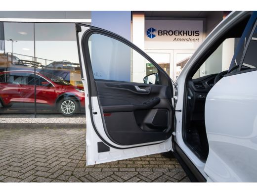 Ford Kuga 2.5 PHEV ST-Line | Camera | Stuur/stoel/voorruit verwarming | Keyless | Navi | Clima | Apple Carp... ActivLease financial lease