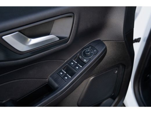 Ford Kuga 2.5 PHEV ST-Line | Camera | Stuur/stoel/voorruit verwarming | Keyless | Navi | Clima | Apple Carp... ActivLease financial lease