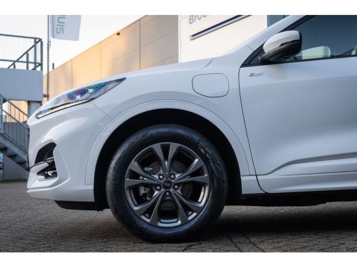 Ford Kuga 2.5 PHEV ST-Line | Camera | Stuur/stoel/voorruit verwarming | Keyless | Navi | Clima | Apple Carp... ActivLease financial lease
