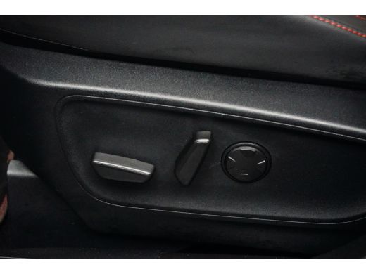 Ford Kuga 2.5 PHEV ST-Line X 243pk | Panoramadak | Wegklapbare Trekhaak | Dode Hoek Detectie | Adaptive Cru... ActivLease financial lease