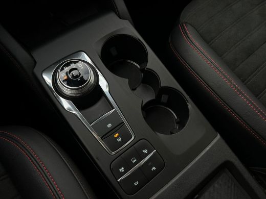 Ford Kuga 2.5 PHEV ST-Line X NL AUTO | ELEKTR KLEP | PANO | STUURWIEL VERW | STOELVERW | ActivLease financial lease