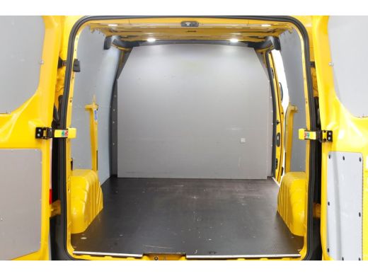 Ford Transit Custom 2.0 TDCI L2H1 Trend Airco/Camera/Trekhaak 2800kg 03-2022 ActivLease financial lease